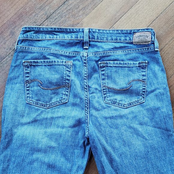 Signature by Levi Strauss Low Rise Bootcut Jeans Size Misses 8 Short - Picture 14 of 16